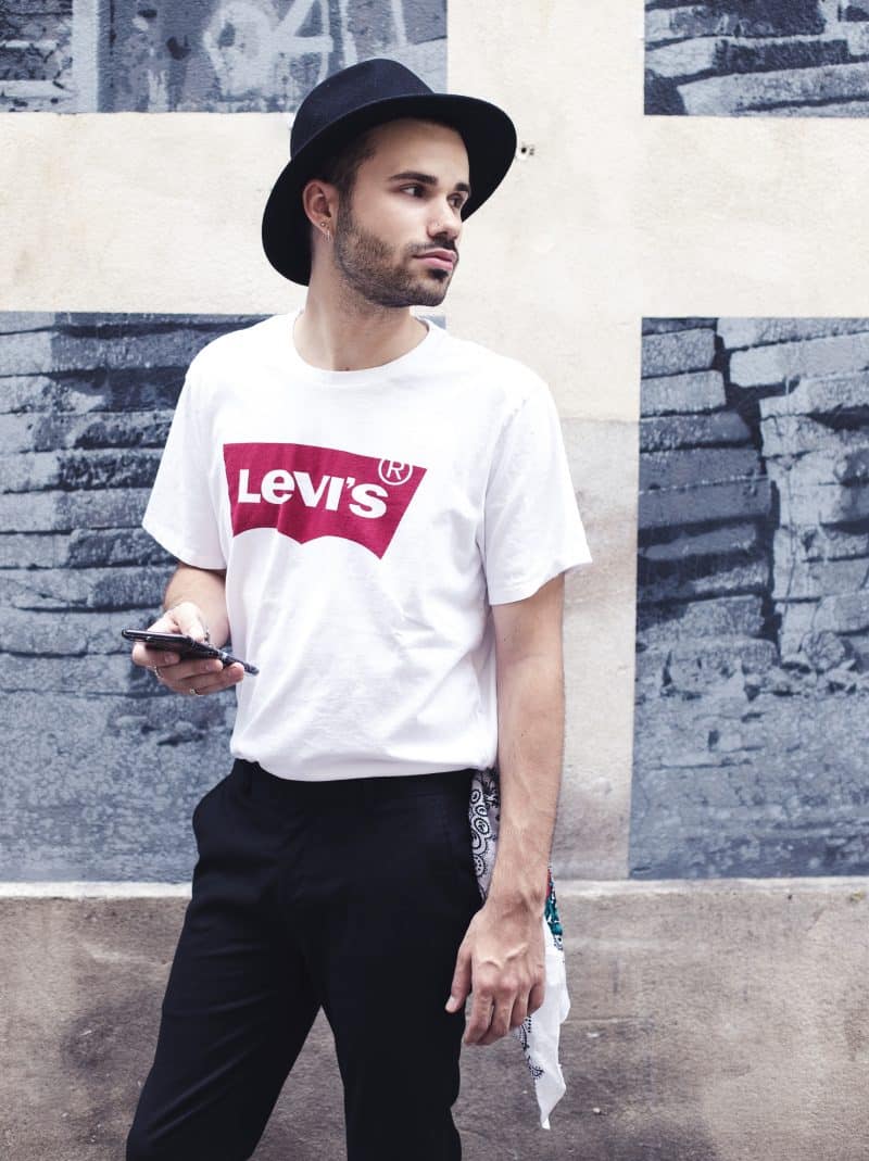 T-shirt Levis & pantalon habillé
